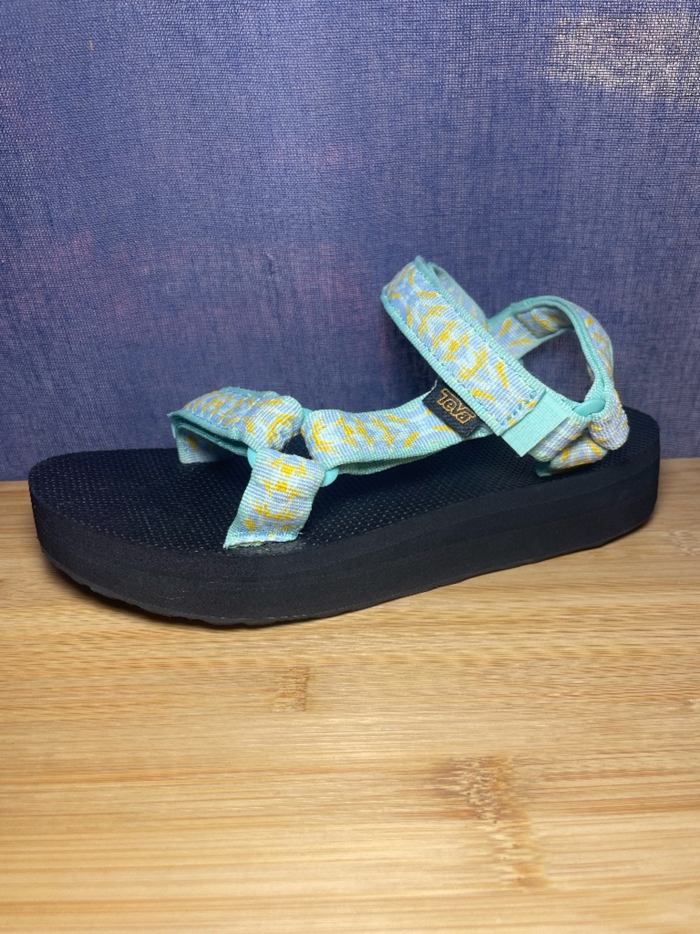 Teva Women's Midform Universal Sandal Wedge Shoes Mint Green 7 Water Shoes EUC!
